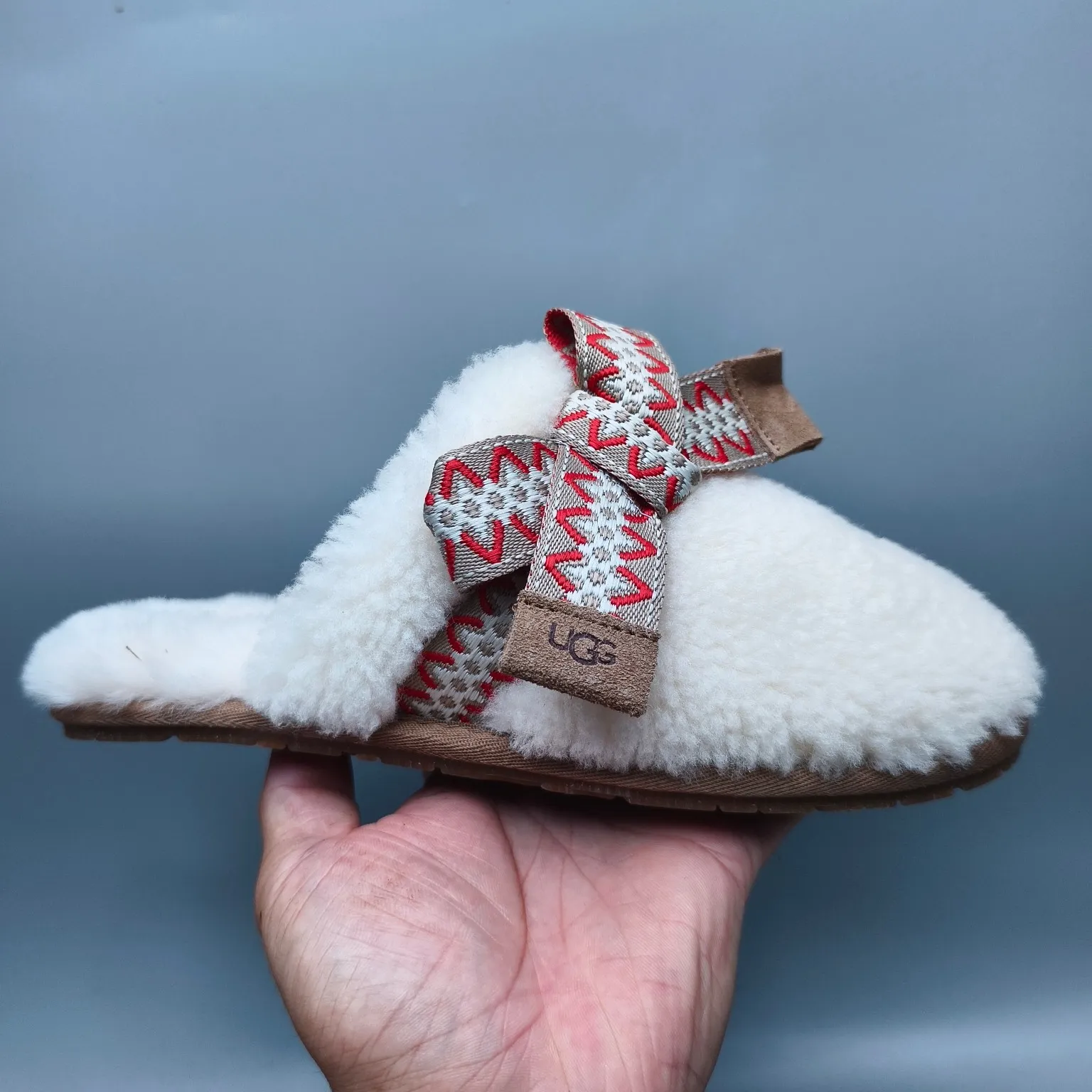 💰460 UGG sheepskin all-in-one snow boots 8266 large bow wool roll home slippers Color: off-white brown Matching size: 35-40